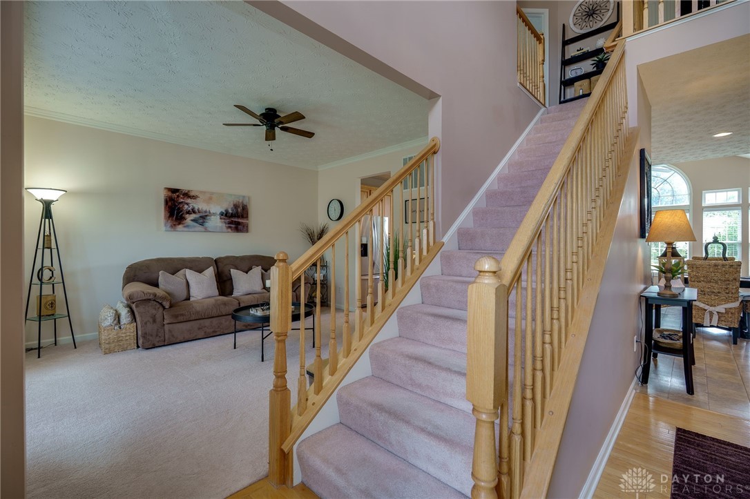 476 Stanton Drive, Springboro, Ohio image 5