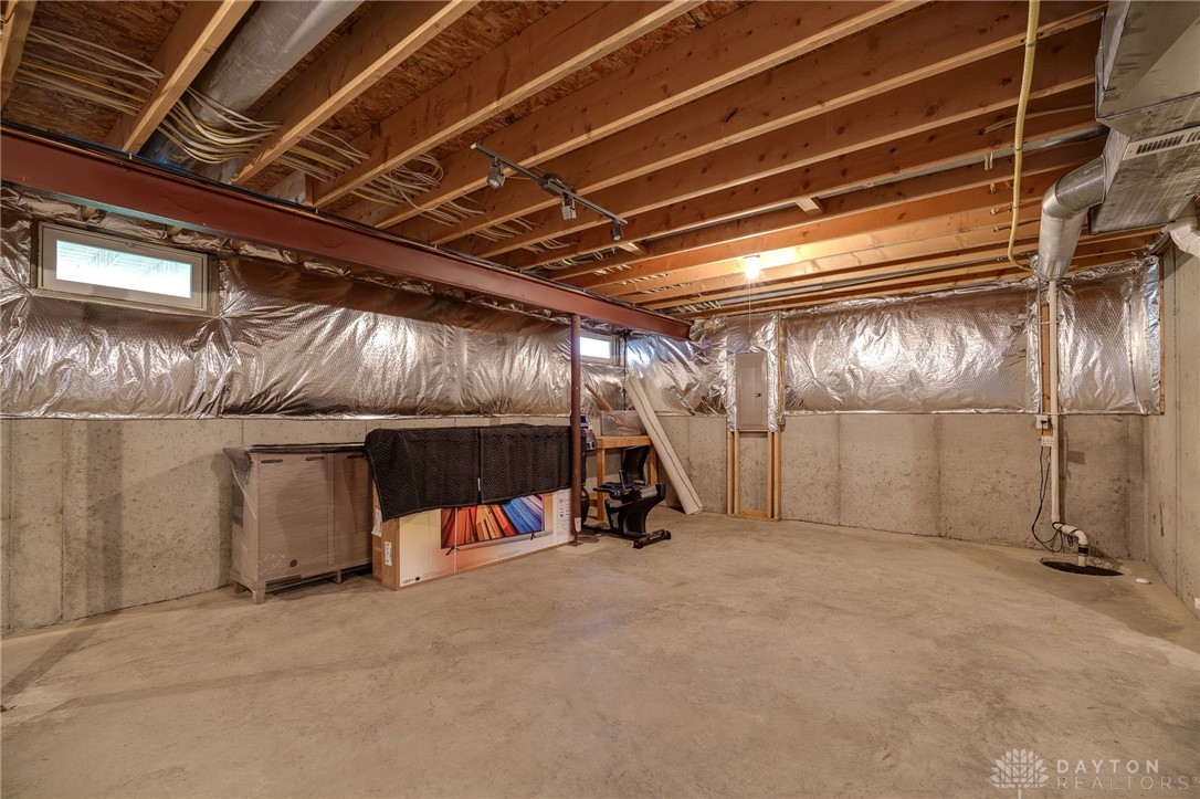 476 Stanton Drive, Springboro, Ohio image 37