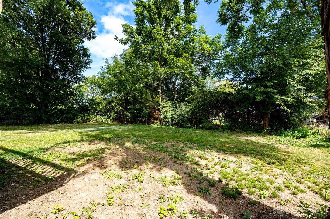 Dayton, Ohio 45431, United States, 5 Bedrooms Bedrooms, ,3 BathroomsBathrooms,Residential,Active,211471