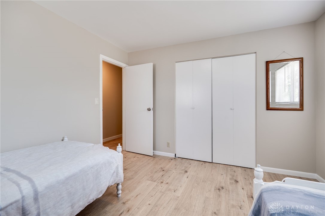 Dayton, Ohio 45431, United States, 5 Bedrooms Bedrooms, ,3 BathroomsBathrooms,Residential,Active,211471