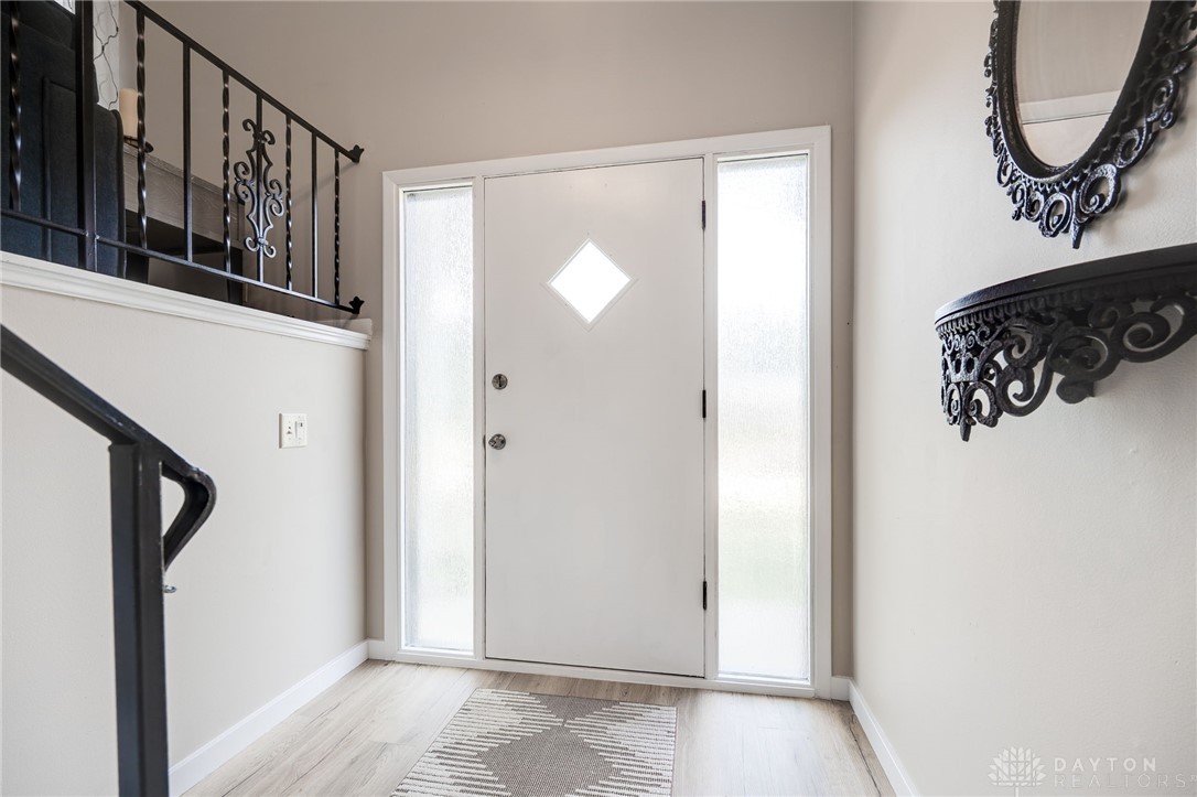 Dayton, Ohio 45431, United States, 5 Bedrooms Bedrooms, ,3 BathroomsBathrooms,Residential,Active,211471