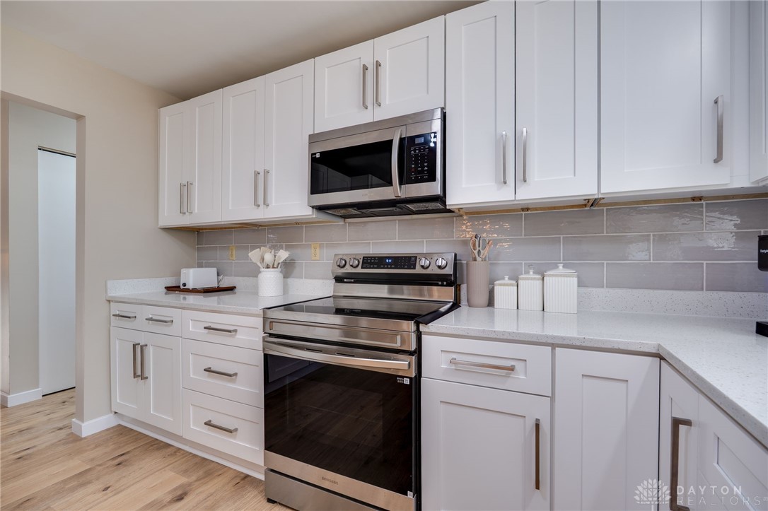 Dayton, Ohio 45431, United States, 5 Bedrooms Bedrooms, ,3 BathroomsBathrooms,Residential,Active,211471