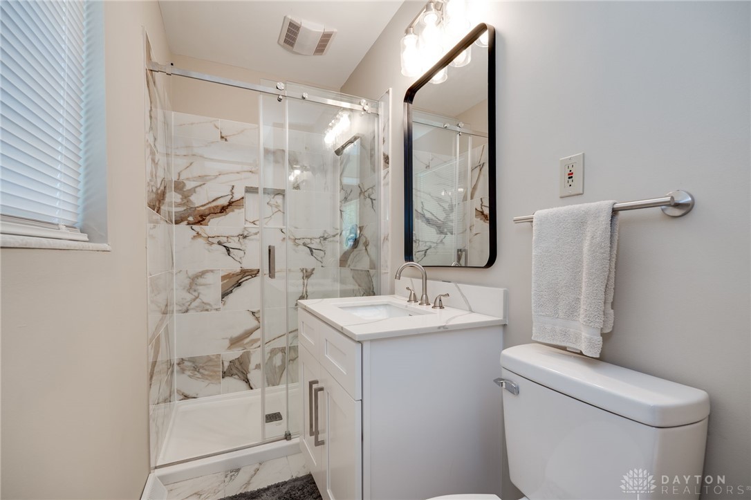 Dayton, Ohio 45431, United States, 5 Bedrooms Bedrooms, ,3 BathroomsBathrooms,Residential,Active,211471