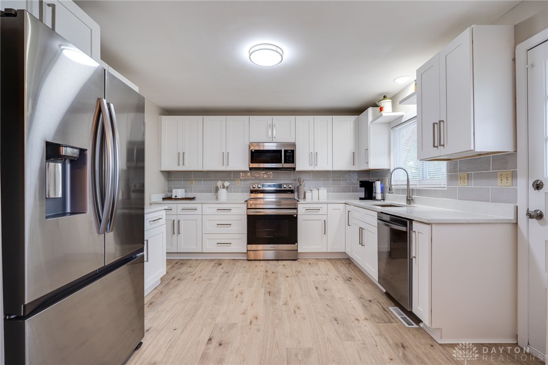 Dayton, Ohio 45431, United States, 5 Bedrooms Bedrooms, ,3 BathroomsBathrooms,Residential,Active,211471