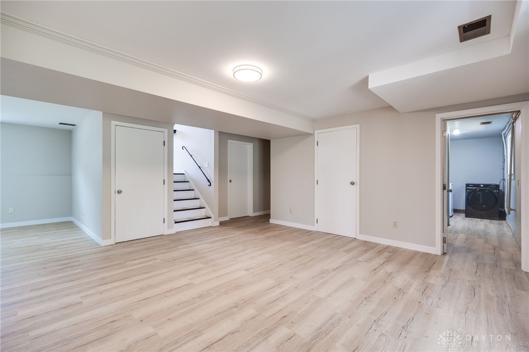 Dayton, Ohio 45431, United States, 5 Bedrooms Bedrooms, ,3 BathroomsBathrooms,Residential,Active,211471