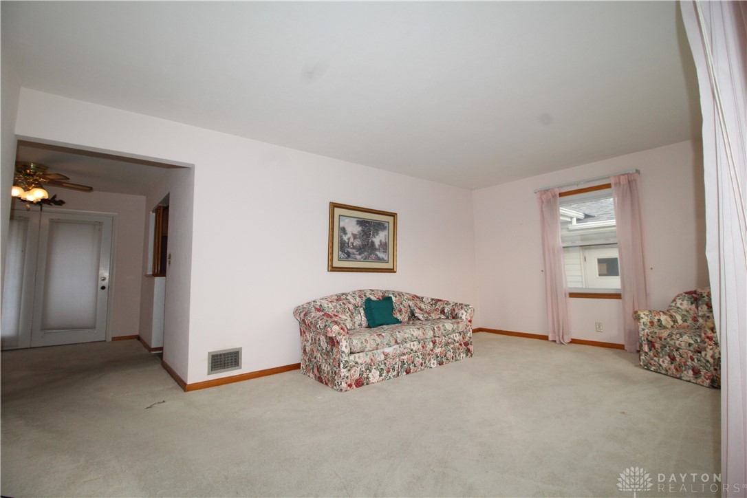 1195 Dale Road, Hamilton, Ohio image 2