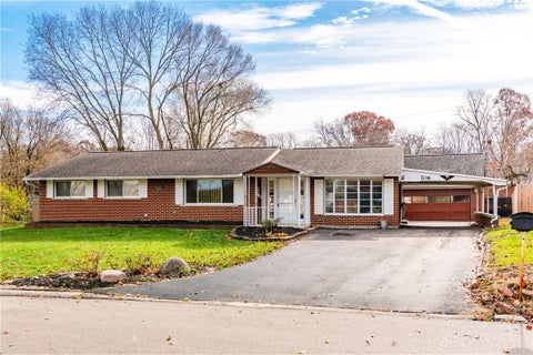 Photo for 706 Cherry Blossom Drive