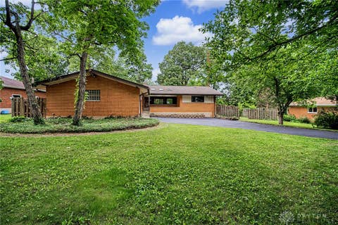 Homes For Sale - 2525 Big Woods Trail<br/> Greene County, Beavercreek, OH 45431