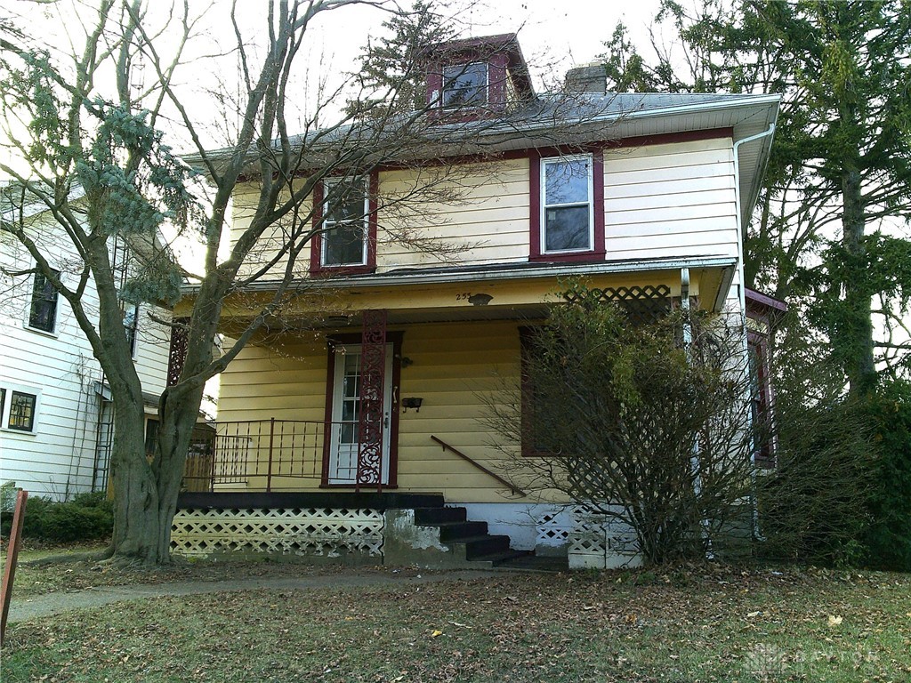 253 S Clairmont Avenue, Springfield, Ohio image 2