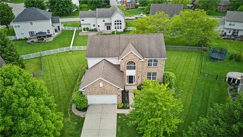 Photo of 65 Marbury Court, Springboro, OH 45066 (MLS # 958668)