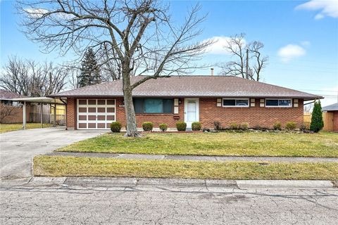 Photo of 5318 Sabra Avenue, Dayton, OH 45424 (MLS # 949667)