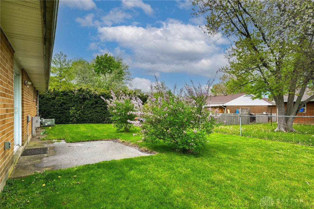 1367 Sheridan Court, Troy, Ohio image 38
