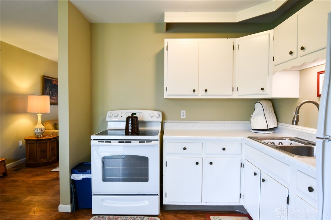 1367 Sheridan Court, Troy, Ohio image 17