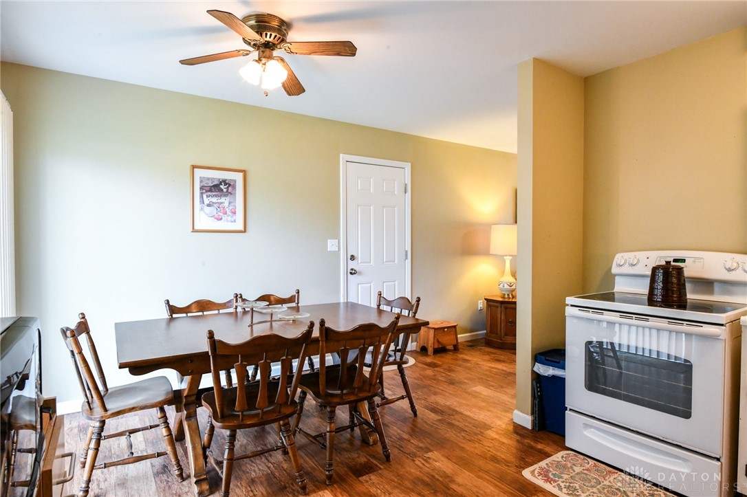 1367 Sheridan Court, Troy, Ohio image 12