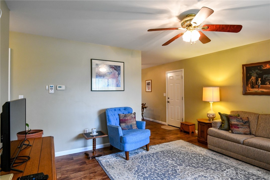 1367 Sheridan Court, Troy, Ohio image 6