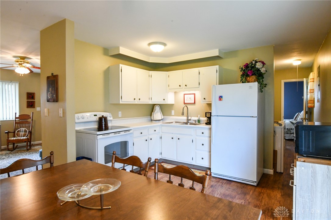 1367 Sheridan Court, Troy, Ohio image 14