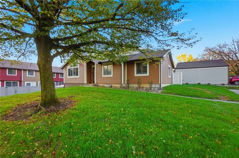 Photo of 6042 Cinnamon Tree Court, Englewood, OH 45322 (MLS # 954108)