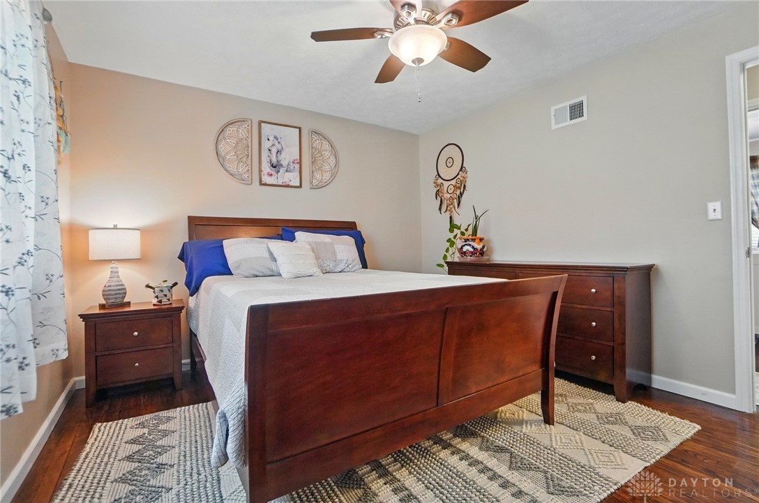1111 Darlington Drive, Beavercreek, Ohio image 37