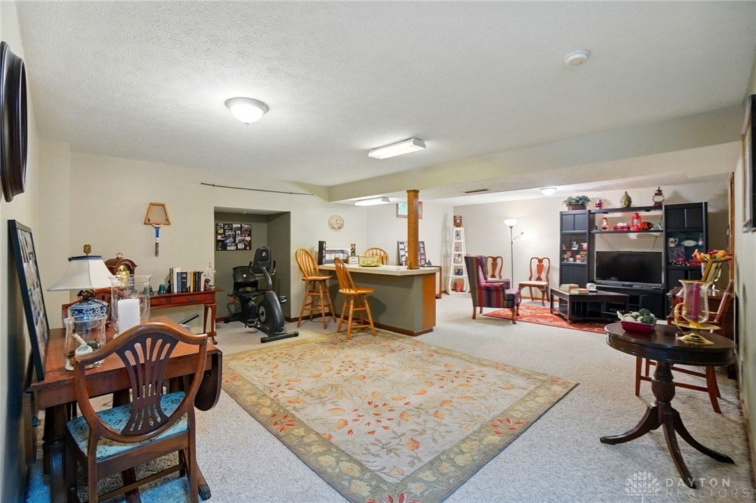 1528 Brook Park Drive, Troy, Ohio image 36