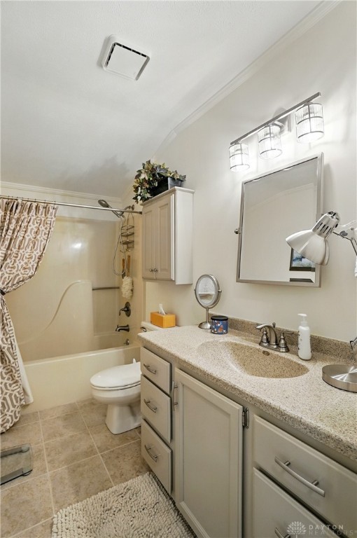 1528 Brook Park Drive, Troy, Ohio image 32
