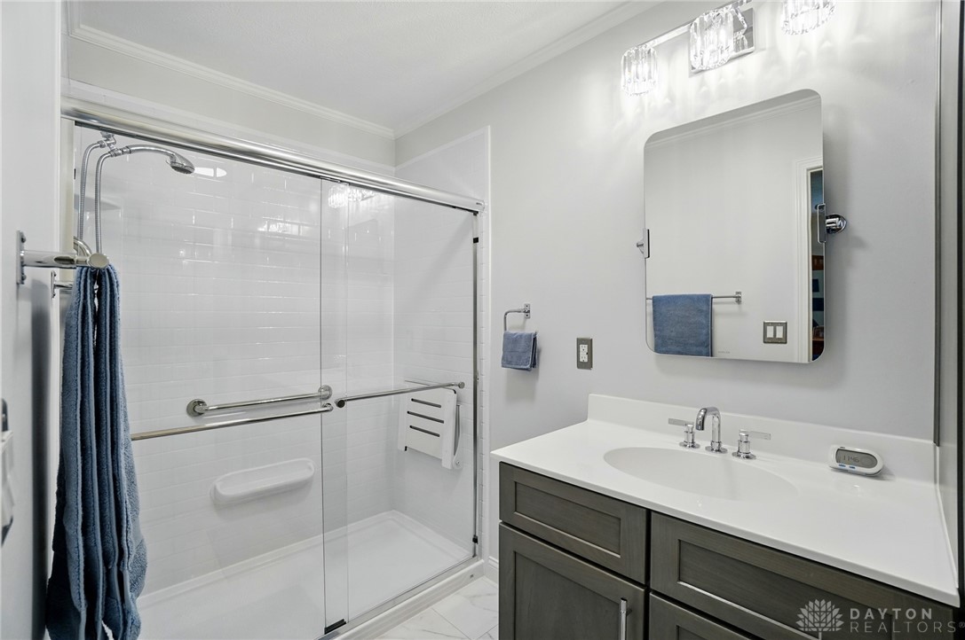 1528 Brook Park Drive, Troy, Ohio image 22