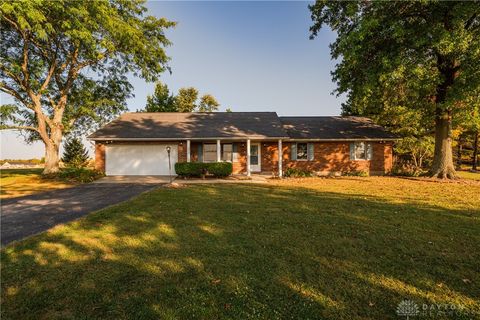 Photo of 2746 State Route 730, Wilmington, OH 45177 (MLS # 950972)