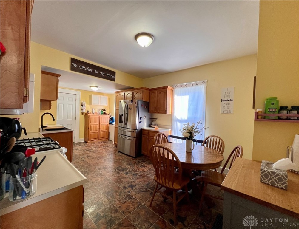 221 Harrison Street, Middletown, Ohio image 8