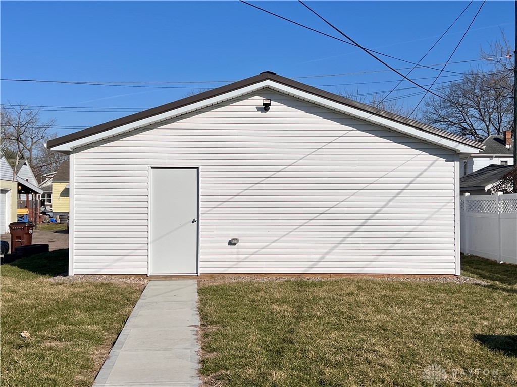 221 Harrison Street, Middletown, Ohio image 19