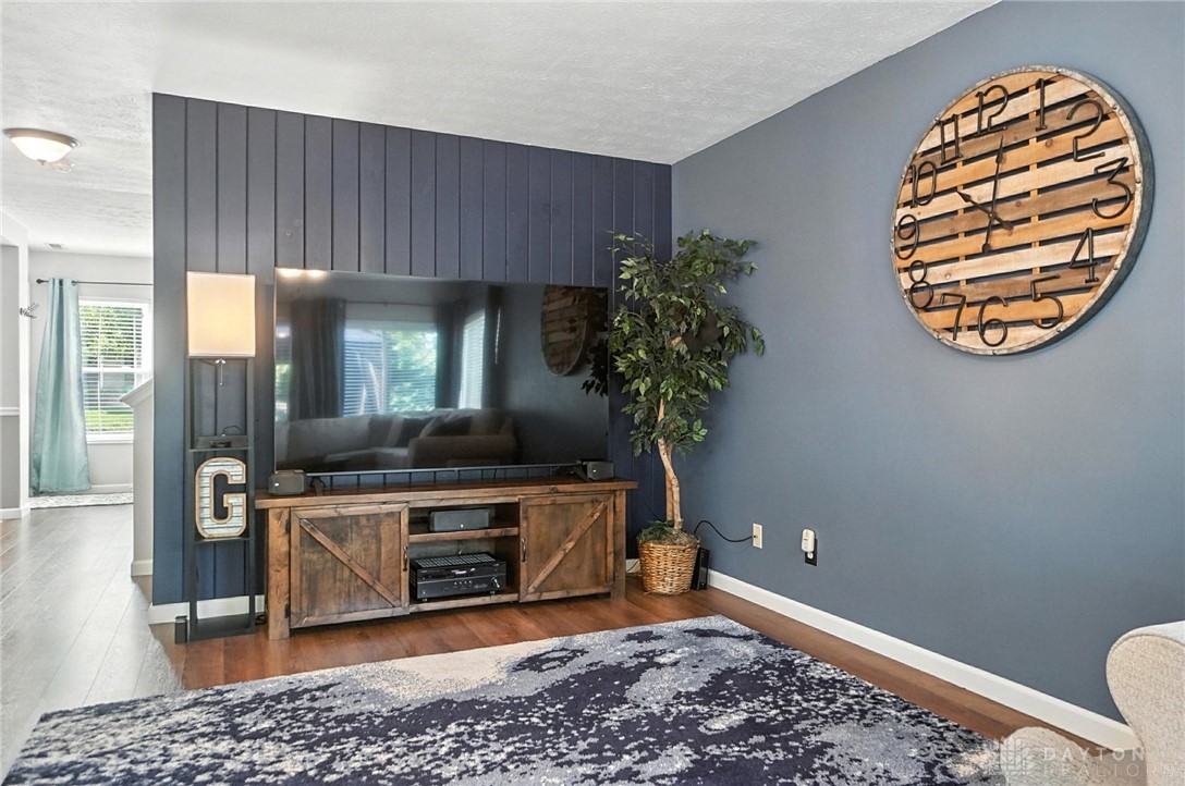 Miamisburg, Ohio 45342, United States, 4 Bedrooms Bedrooms, ,3 BathroomsBathrooms,Residential,Active,177046