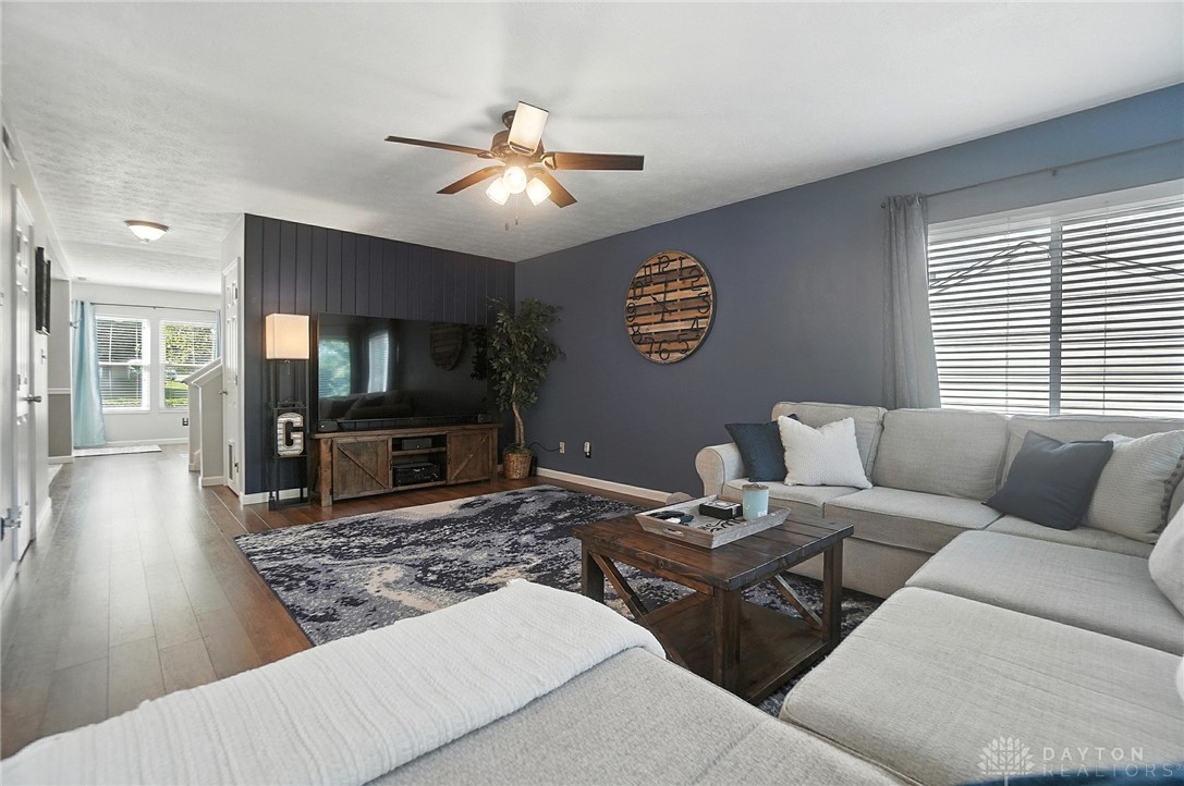 Miamisburg, Ohio 45342, United States, 4 Bedrooms Bedrooms, ,3 BathroomsBathrooms,Residential,Active,177046