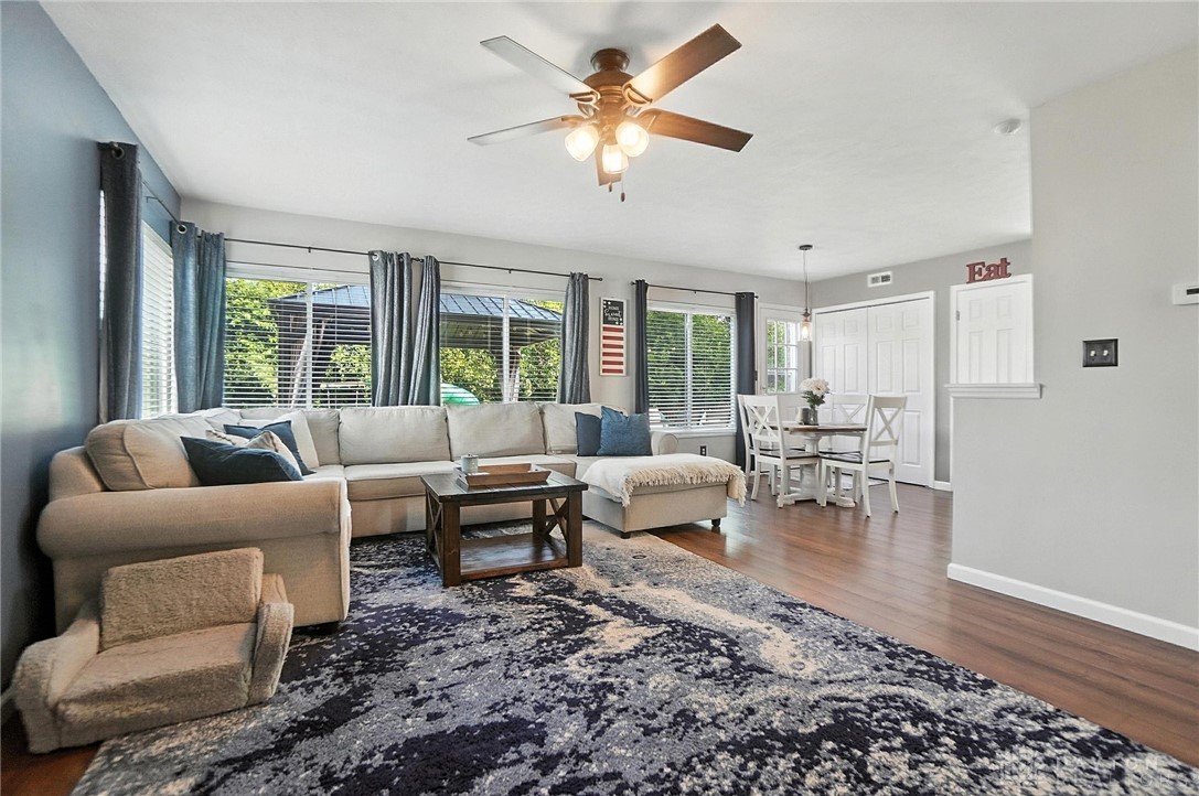 Miamisburg, Ohio 45342, United States, 4 Bedrooms Bedrooms, ,3 BathroomsBathrooms,Residential,Active,177046