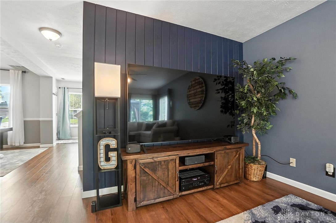 Miamisburg, Ohio 45342, United States, 4 Bedrooms Bedrooms, ,3 BathroomsBathrooms,Residential,Active,177046