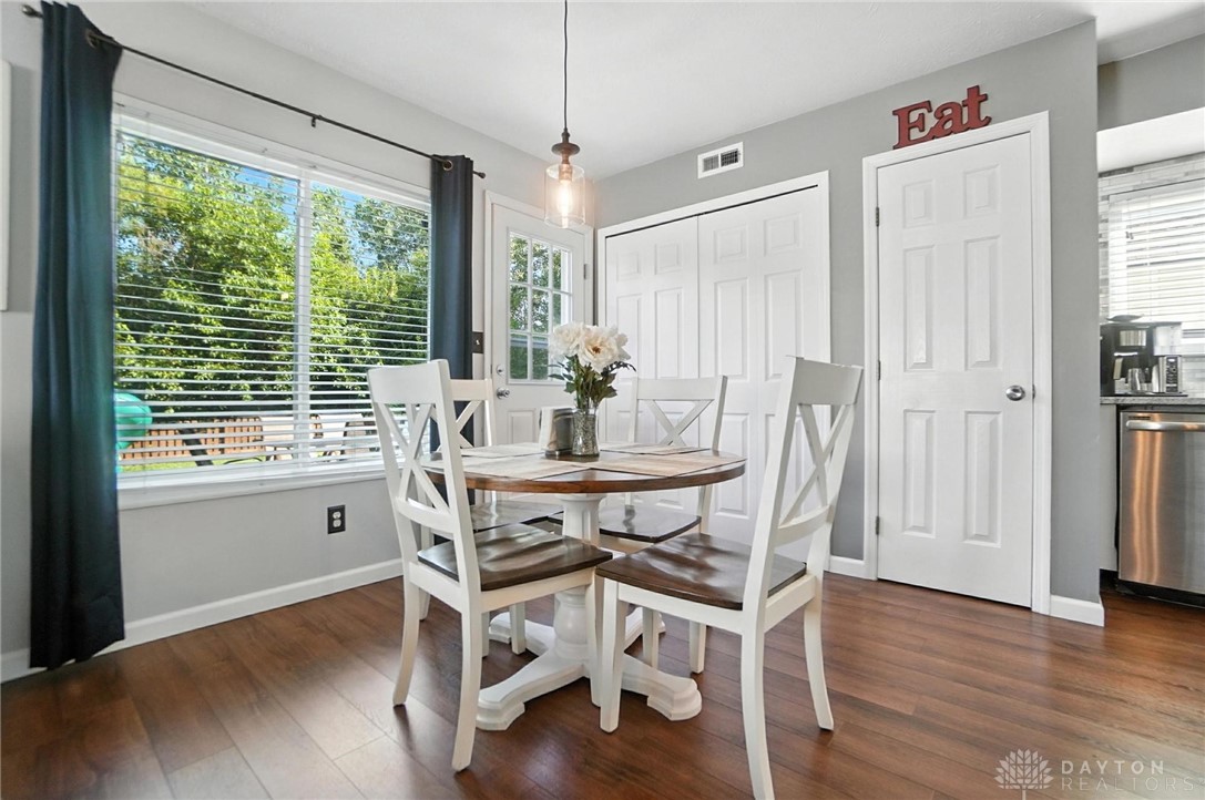 Miamisburg, Ohio 45342, United States, 4 Bedrooms Bedrooms, ,3 BathroomsBathrooms,Residential,Active,177046