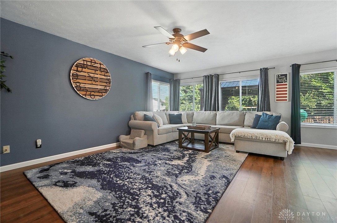 Miamisburg, Ohio 45342, United States, 4 Bedrooms Bedrooms, ,3 BathroomsBathrooms,Residential,Active,177046