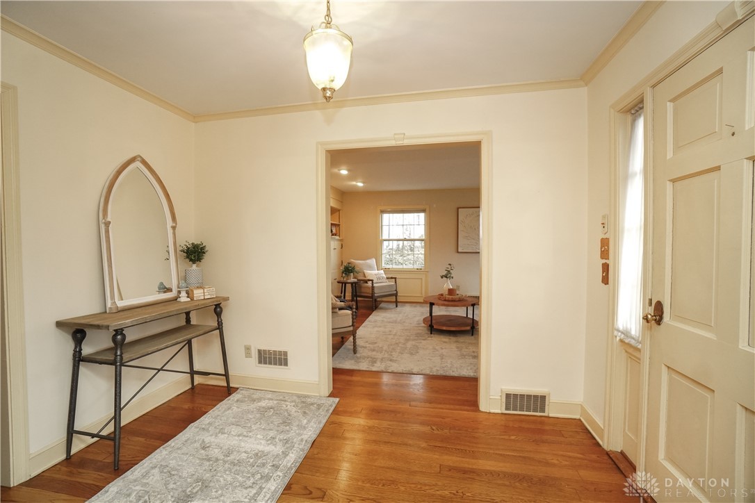 440 Oakwood Drive, Hamilton, Ohio image 3