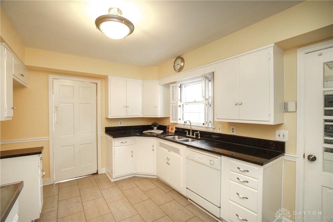 440 Oakwood Drive, Hamilton, Ohio image 13