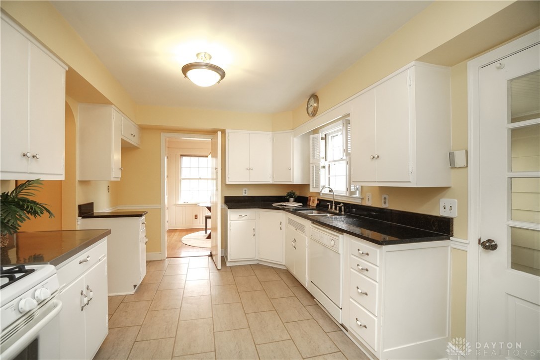 440 Oakwood Drive, Hamilton, Ohio image 15