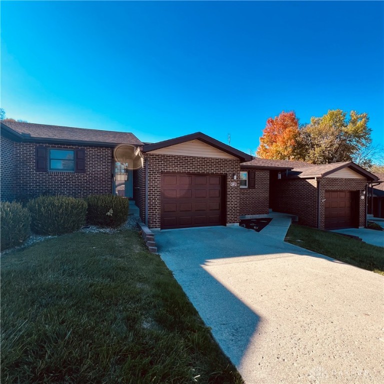 118 1/2 Springlake Avenue #MIDDLE, Hillsboro, Ohio image 5
