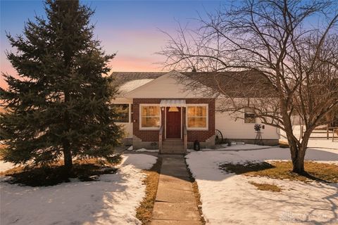 Homes For Sale - 256 Florence Avenue<br/> Clinton County, Wilmington, OH 45177