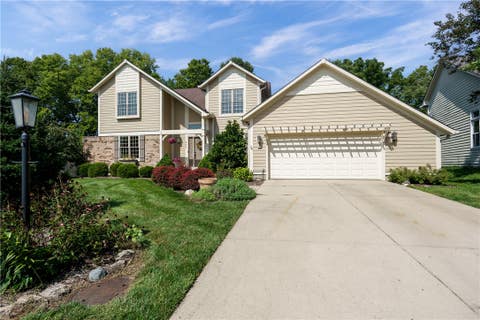 Homes For Sale - 265 Park Lane<br/> Springboro, OH 45066