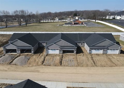 Homes For Sale - 6840 Traditions Street #42<br/> Middletown, OH 45044