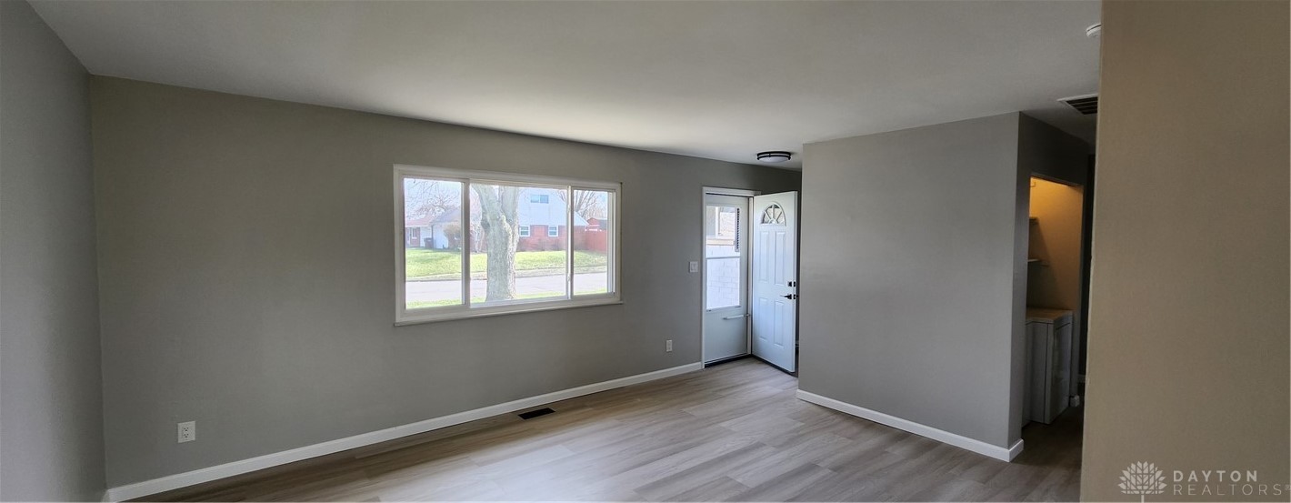 2014 Vermont Drive, Xenia, Ohio image 5