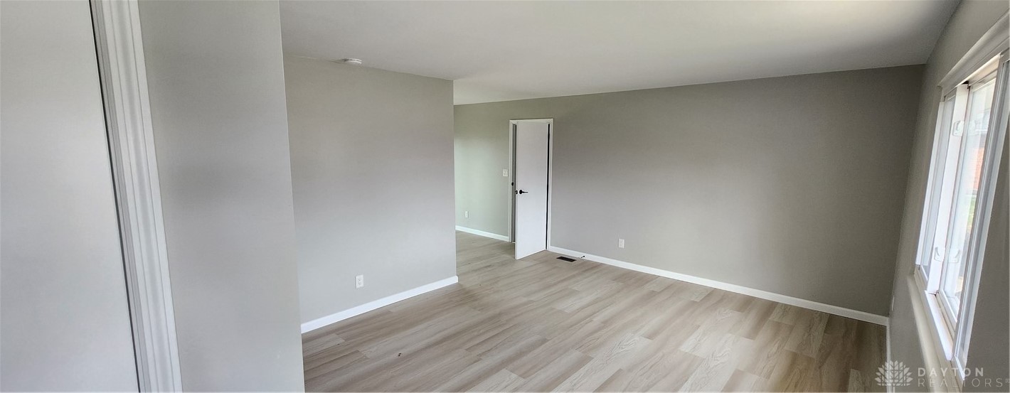 2014 Vermont Drive, Xenia, Ohio image 4