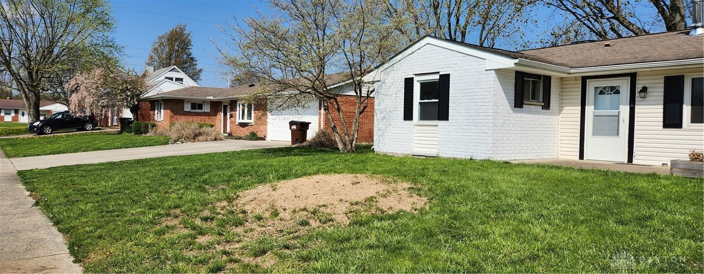 2014 Vermont Drive, Xenia, Ohio image 2