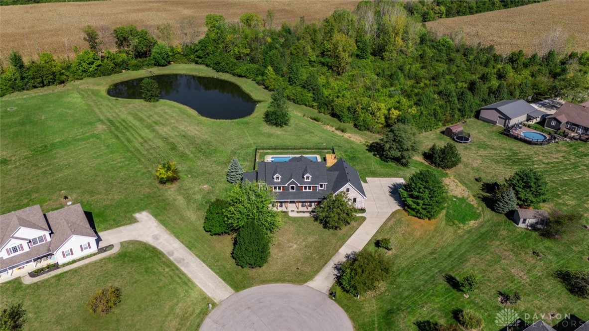2693 Jade Pointe Court, Waynesville, Ohio image 3