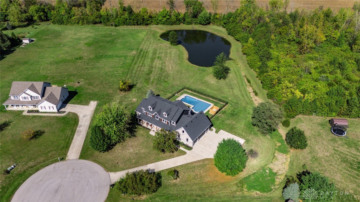 2693 Jade Pointe Court, Waynesville, Ohio image 4