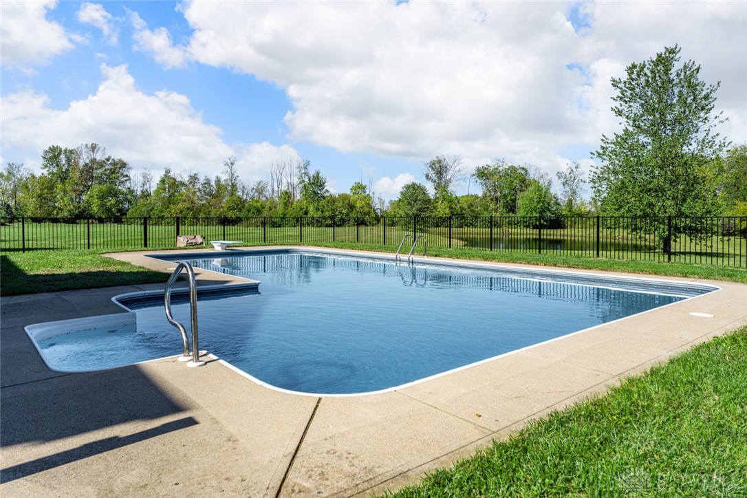 2693 Jade Pointe Court, Waynesville, Ohio image 22