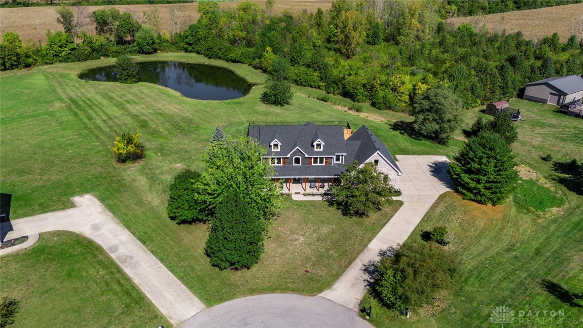 2693 Jade Pointe Court, Waynesville, Ohio image 2