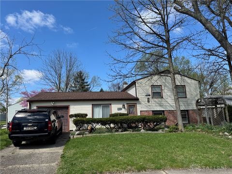 Photo of 4089 Klepinger Rd. Rd, Harrison Twp, OH 45416 (MLS # 956934)