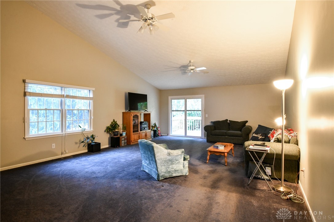 4826 Beechwood Lane, Middletown, Ohio image 14